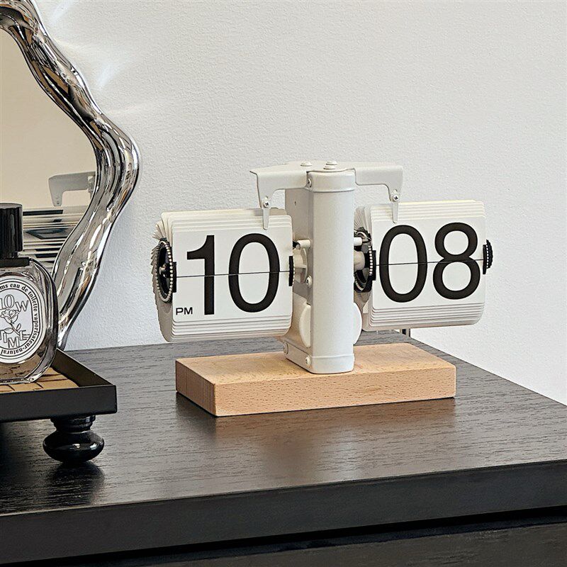 欧式复古机械自动翻页时钟桌面摆件创意数字钟表家居样板间装饰品,家居饰品,台钟/闹钟,淘宝优惠券,粉丝福利购,淘宝优惠卷