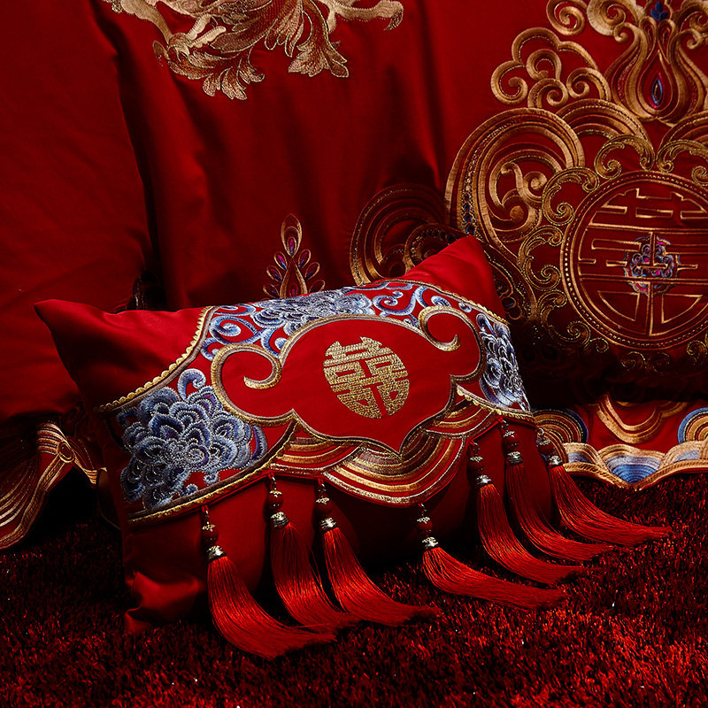 婚庆配件小抱枕大红色新房靠垫枕头含芯子孙喜庆结婚陪嫁 一个装