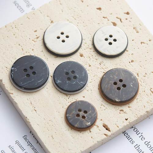 全环保树脂纽扣时尚西装西服扣大衣风衣扣子圆形外套毛衣扣四眼扣
