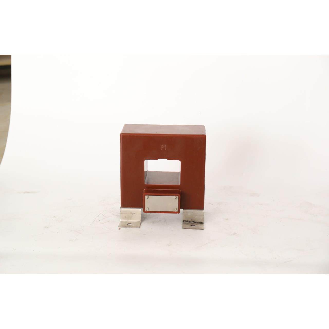 LMZBW-1.14KV型电流互感器100/5-3000/5..可以选择1A或者零序保护