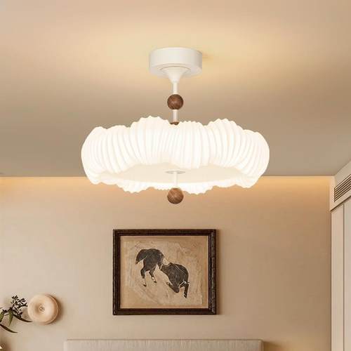 法式奶油风卧室吸顶灯高级感房间复古中古木纹个性艺术贝壳餐厅灯