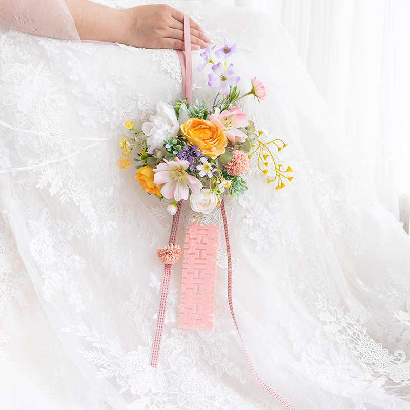 装饰墙客厅拍照道具结婚晨袍良订仿真花新娘手捧花婚房挂件喜字