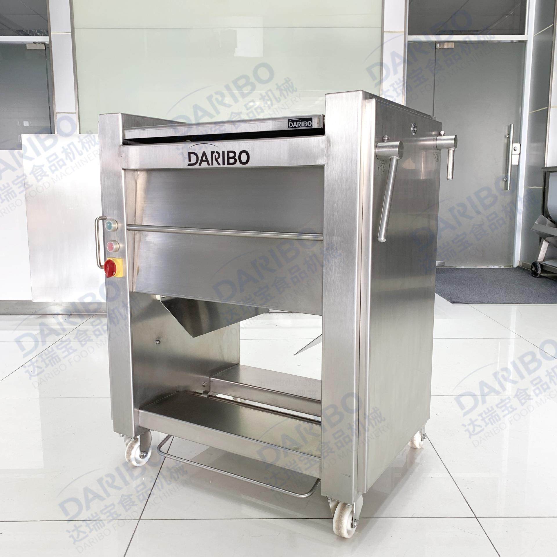 W大型商用肉类去筋膜机 新鲜猪肉去筋膜机 半自动里脊肉除筋膜机,清洗/食品/商业设备,肉制品加工设备,淘宝优惠券,粉丝福利购,淘宝优惠卷