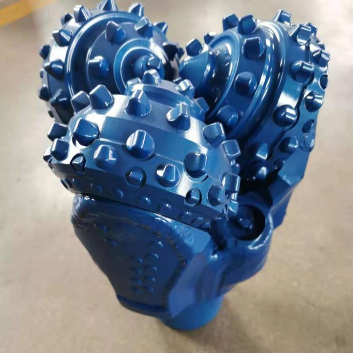 江汉三牙轮钻头型号152mm/165mm/215mm镶齿牙轮钻头