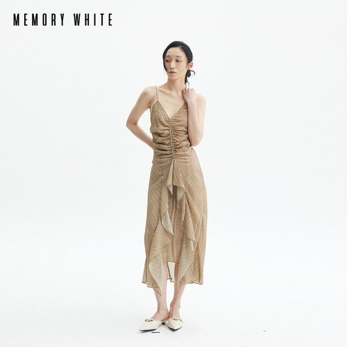 MEMORY WHITE 不规则v领格纹法式冷染100%真丝小格褶皱吊带迷笛裙