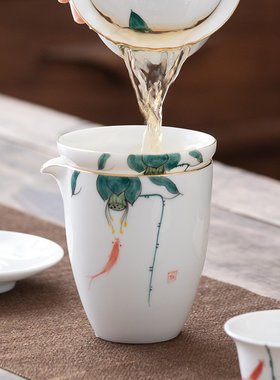 手绘白瓷鱼戏莲蓬公道杯陶瓷匀杯茶海茶杯分茶器茶漏茶具配件家用