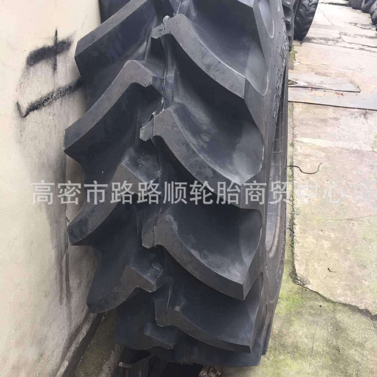 徐州甲牌拖拉机人字轮胎23.1-30 23.1-26R-2半高花轮胎