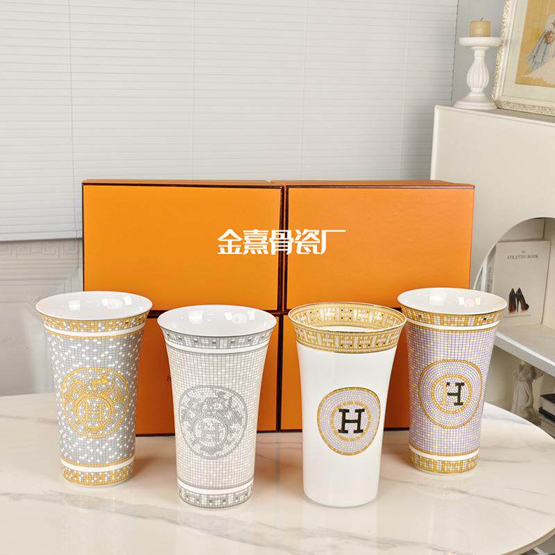 H家轻奢家用花瓶玄关电视柜会议厅摆件装饰花瓶简约精致陶瓷花瓶