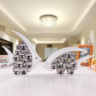 宏赫景德镇厂家供应陶瓷工艺品时尚现代家居装饰品电镀鱼抽象摆件