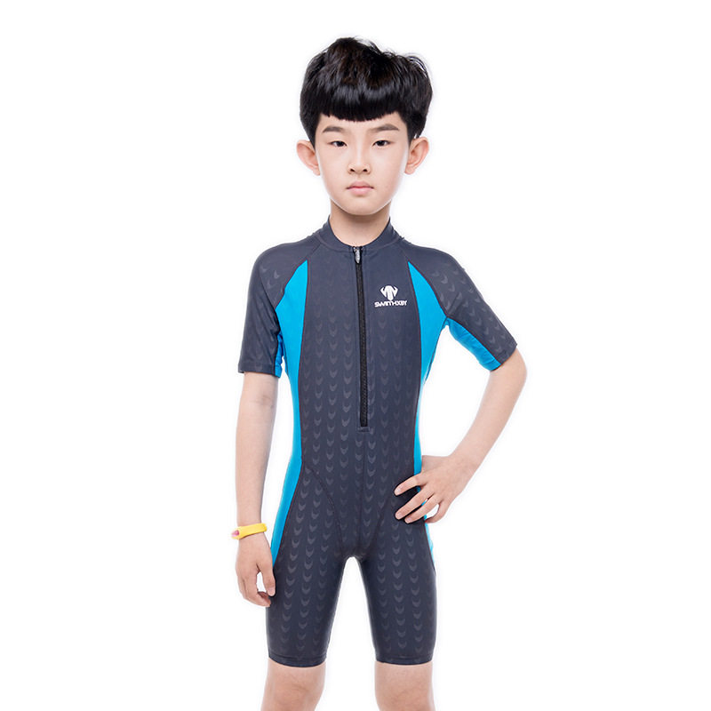 2026新款洪星佰雅泳衣男童连体游泳衣中大童速干利水防晒潜水衣学