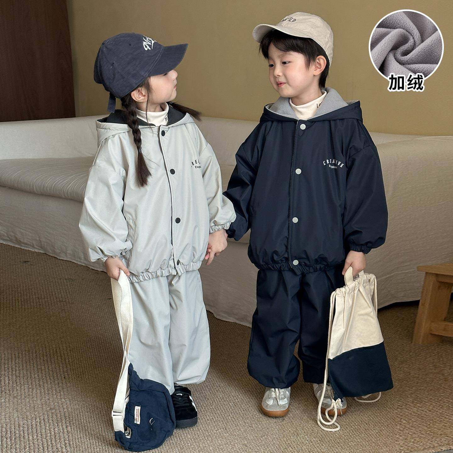 2026新款儿童秋冬季套装加绒男女童冬装宝宝冲锋衣外套裤子两