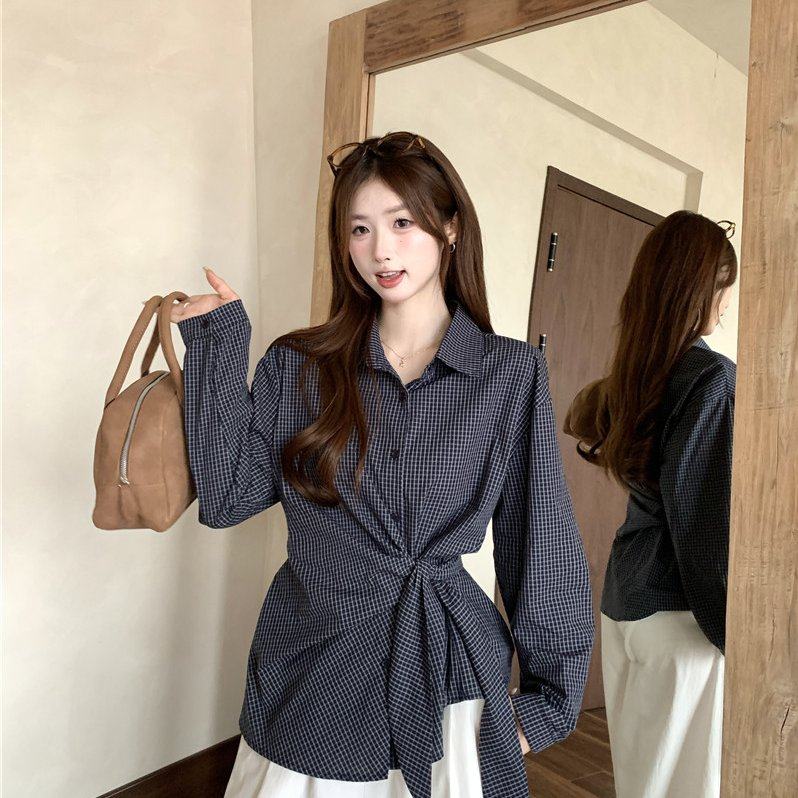 实拍实价2025秋季新款藏蓝色格子长袖衬衫女绑带收腰不规则上衣