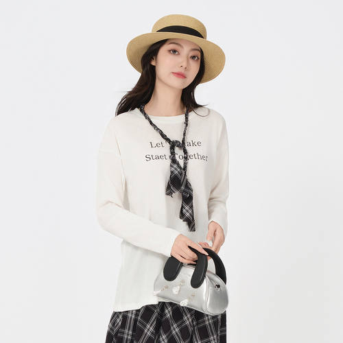 芭依璐字母印花显瘦长袖女装圆领