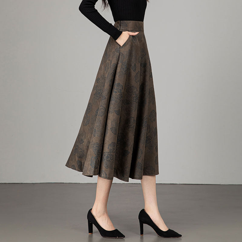 半身裙女春秋2026新款复古印花A字裙中长款高腰大码垂感大摆舞裙