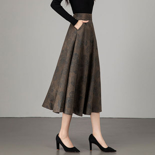 半身裙女春秋2026新款复古印花A字裙中长款高腰大码垂感大摆舞裙