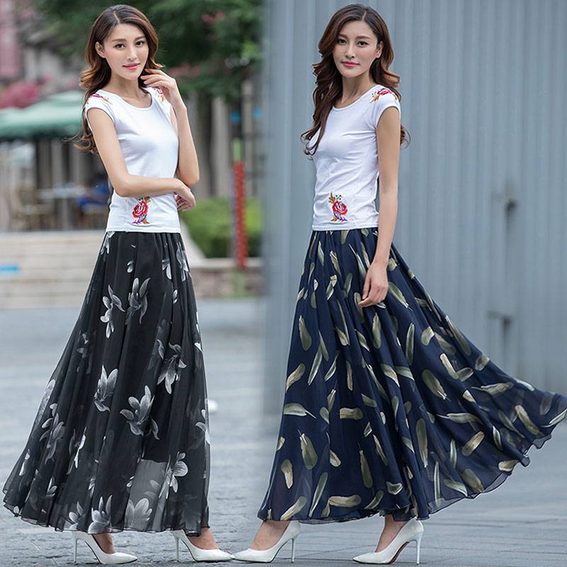 新款大摆飘逸风中长碎花半身裙