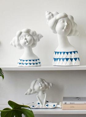 北欧创意人偶女孩树脂摆件 客厅电视柜装饰品 辛格瑞娜