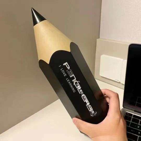 铅笔造型笔筒学生创意桌面带盖防尘文具收纳笔盒收纳桶化妆刷筒,3C数码配件,其它配件,淘宝优惠券,粉丝福利购,淘宝优惠卷