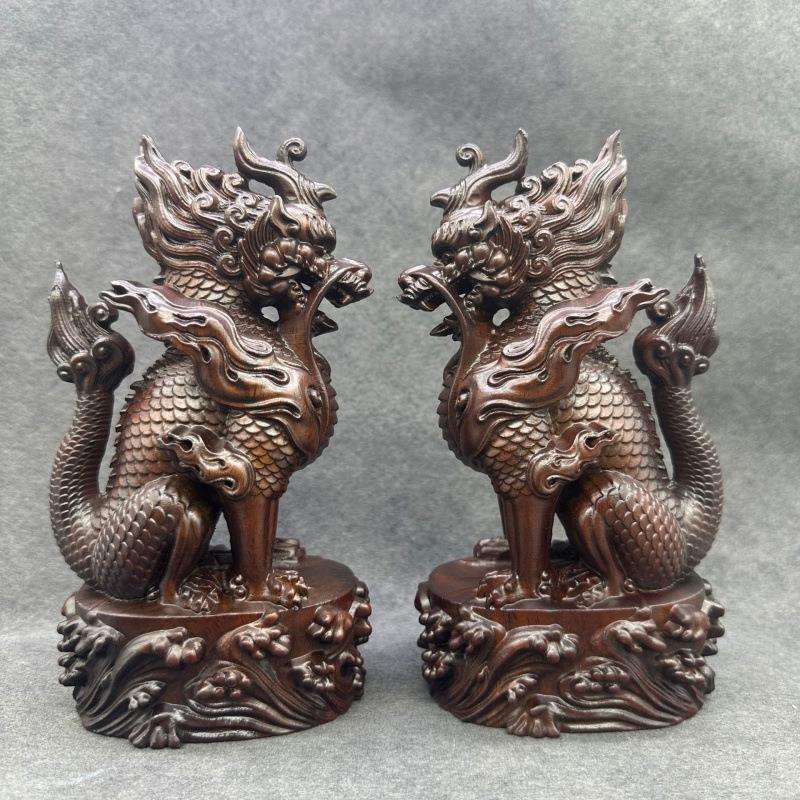 黑檀木雕刻祥瑞水火麒麟木雕摆件实木补角文玩办公桌面工艺品