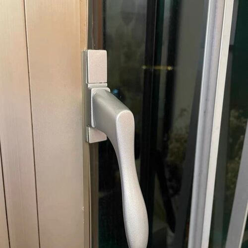 铝合金多点锁窗锁扣玻璃窗户拉手平开窗两点传动把手幕墙配