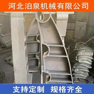 中央防撞护栏铸钢支架优惠 栏杆铸钢立柱 促销 人行道侧防撞护栏