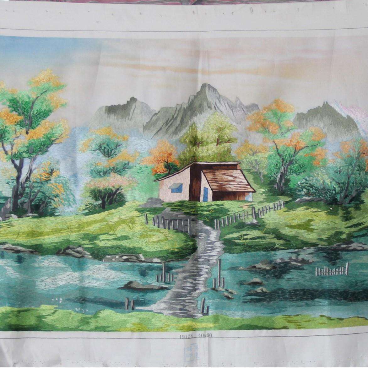 供应苏州手工刺绣画客厅装饰送礼苏绣未装裱风景画