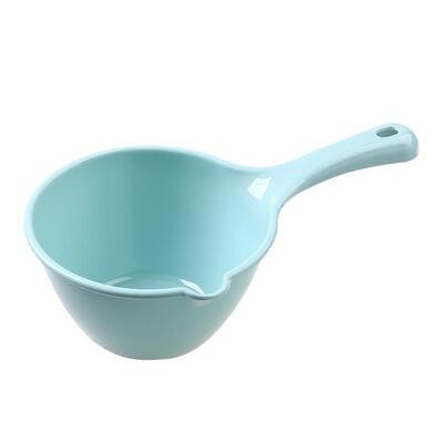Factory producing thickened long-handle plastic bath water s