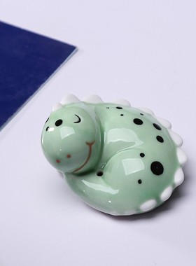 创意手工陶瓷摆件卡通可爱龙宝动物小恐龙桌面线香插香器桌面摆件