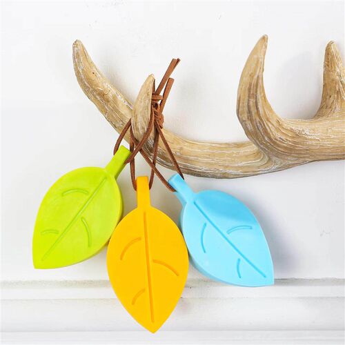 eTya 1PCS Cute Cartoon Silicone Leaf Style door stopper Hold