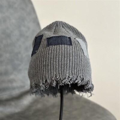 JapaneseStyle Ragged Hole Hipster Cap Winter Ear Protection