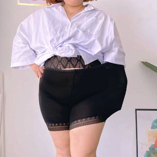 Large Size Female Panties Lace Seamless Safety Short Pants W