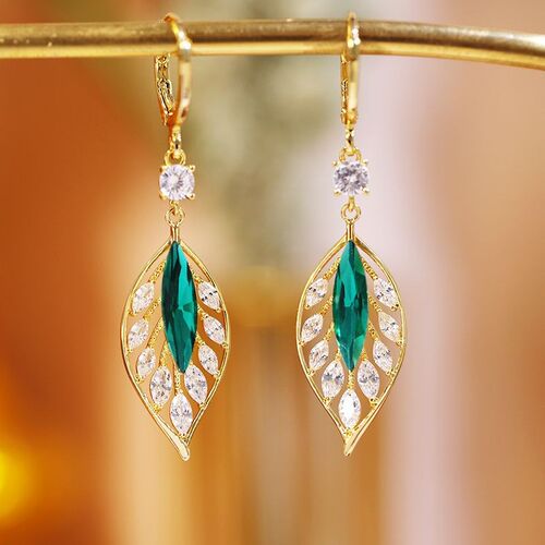 High-Class Feeling Light Luxury Green Zircon Earline Female
