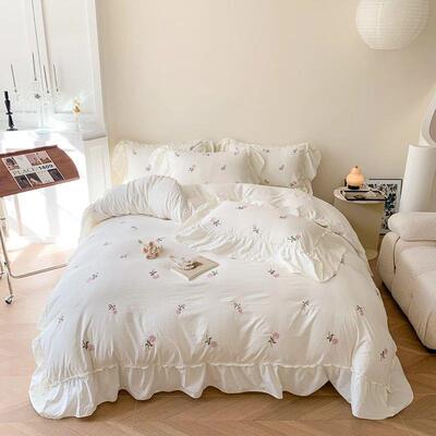 3pcs Rose Embroidered Duvet Cover Set (1*Duvet Cover + 2*Pil
