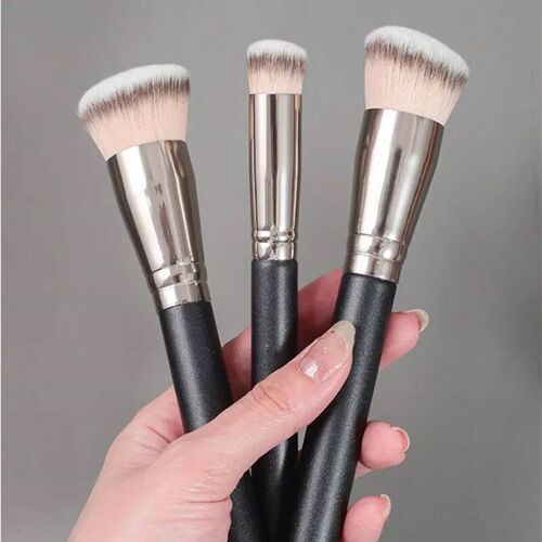 Makeup Brushes Foundation Concealer Angled Seamless ver Synt