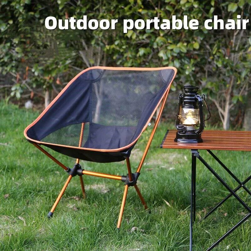 Lightweight folding camping chair with carry-on bag and side图片