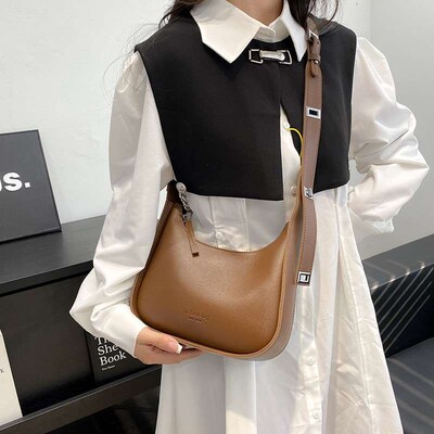 Elegant Bag Womens Bag New Crossbody Small Bag High-end Fas