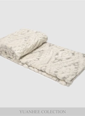 元熙壹品白色沙发毯办公室午睡空调毯小毯子搭巾盖毯毛毯床尾巾