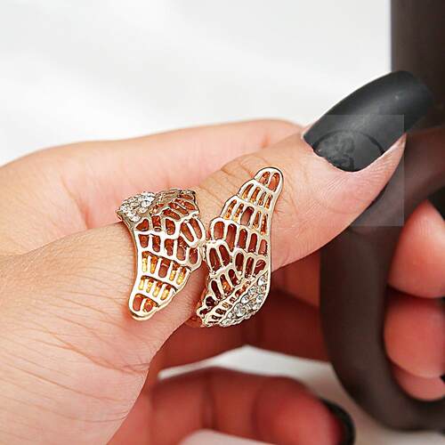。Leaf ring personality angel wing ring cross ring U-ring