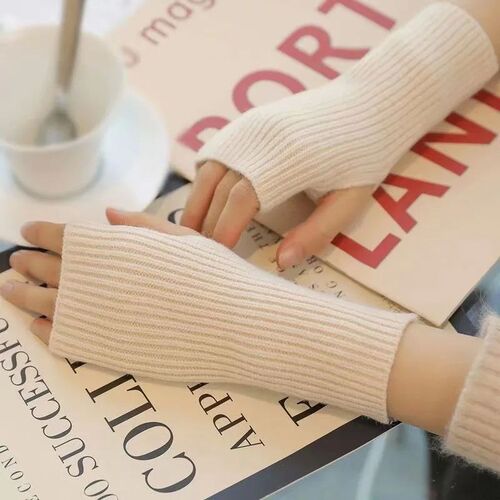 Short Fingerless Gloves Womens Mitten Winter Warmer Knitte