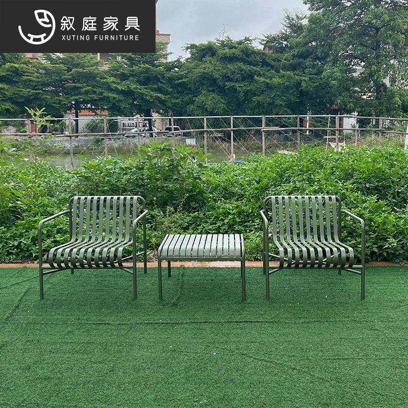 户外桌椅组合休闲奶茶店民宿外摆清新花园咖啡厅室外金属靠背椅子