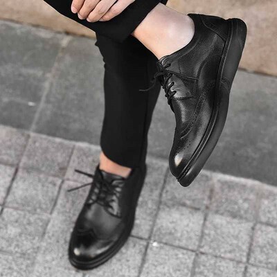 Autumn and winter brogue leather shoes carved casual top lay