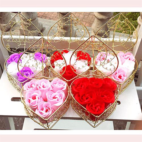 Valentines Day Gift 6 Soap Flowers Heart-shaped Box Roses W