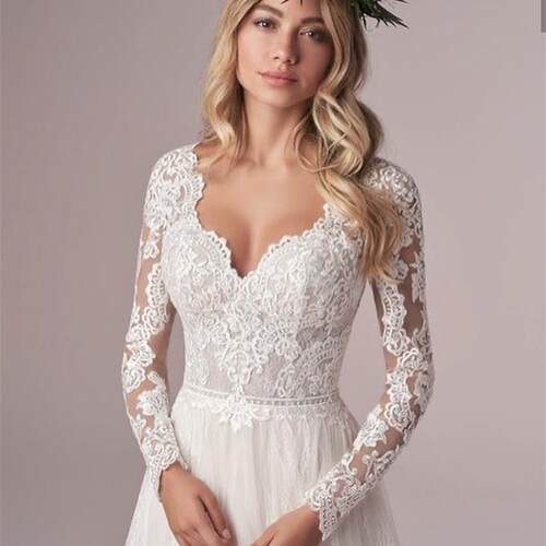 Long Sleeve Wedding Dress With Corset Low Back Floor length