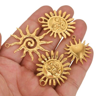 5pcs Stainless Steel Smiling Sun Sunlight Heart Charms for J