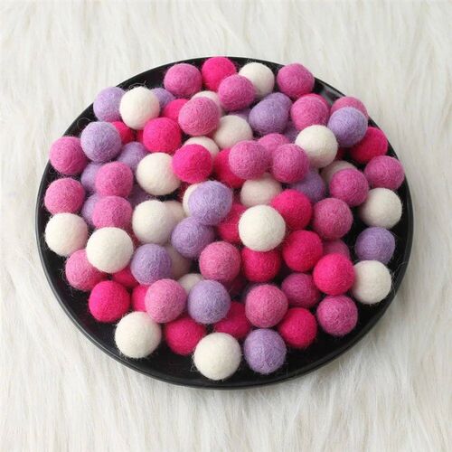 100PC 2cm Arts nd Crafts Childrens Toys Christmas Wall Wool