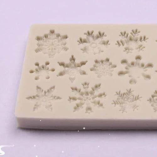 1PCS Snowflake Shape Cake Mold