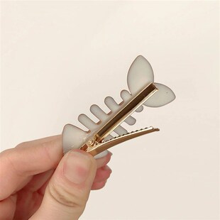 Simple Milk Tea Color Fishbone Hairpin Girl Cute Bangs Barre