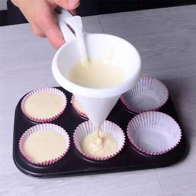Adjustable Hand-held Baking Funnel Tools Cream Batter Chocol