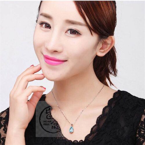 。Temperament fashion sea blue simulation Topaz goddess tear