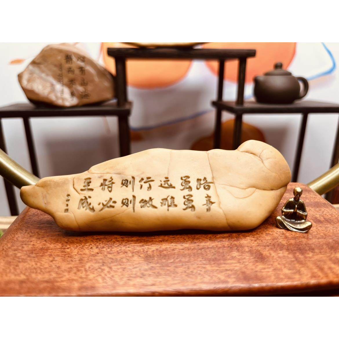 新疆戈壁滩泥石刻字办公桌茶桌摆件鱼缸盆景造景石头石形颜色随机